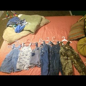 OshKosh B'gosh Bottoms - 2t overalls lot OshKosh B'gosh Bottoms - 2t overalls lot